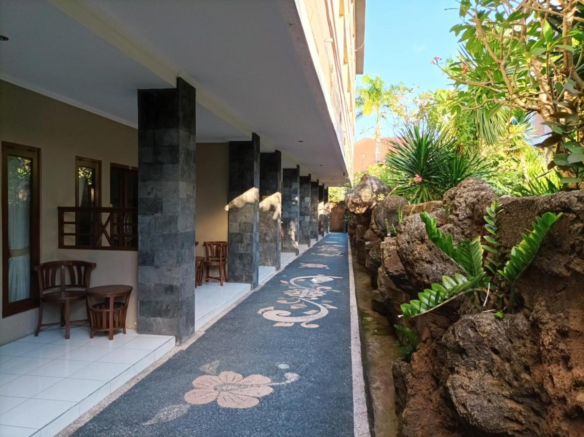 Sapta Petala Hotel Kuta  Exterior photo